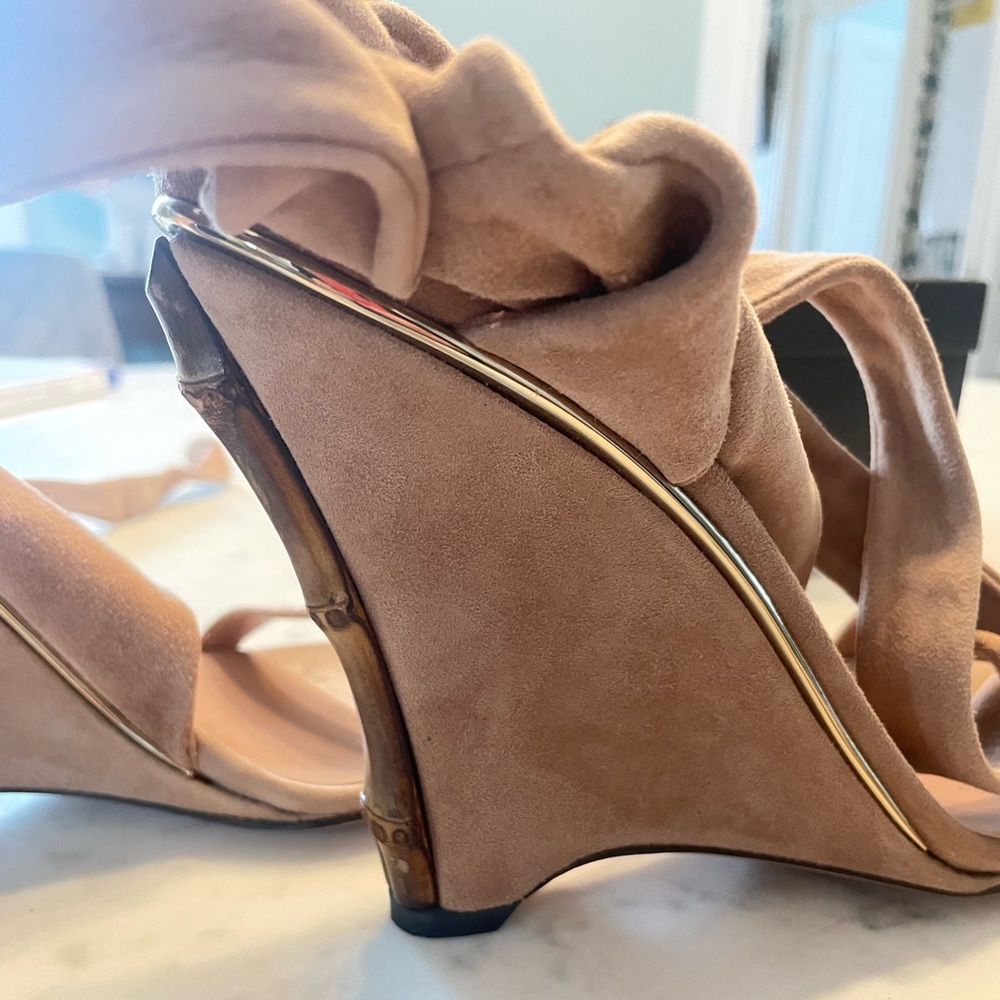 GUCCI Bamboo Accent Suede Sandals - Picture 5 of 15